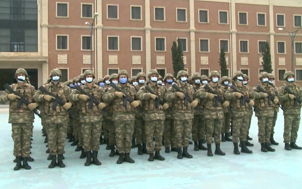 Các quân binh chủng Quân đội Azerbaijan đồng loạt tưởng niệm binh sĩ tử trận ở Karabakh